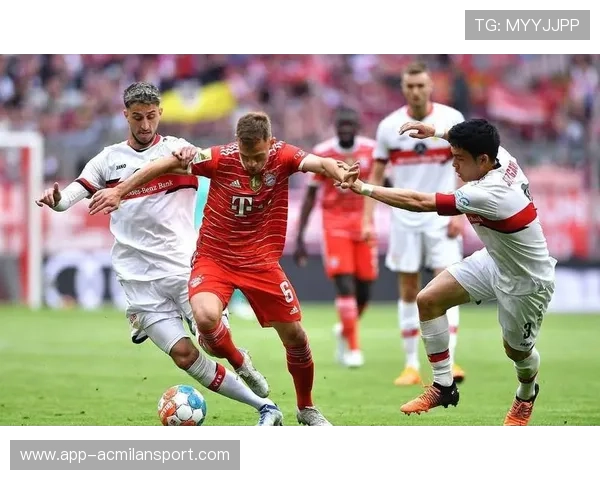 拜仁中前场配合打出令人窒息攻势