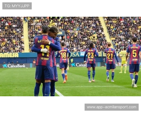 凯恩考虑巴萨：15场轰22球违约金6500万！明年接班莱万，巴萨输凯尔特人