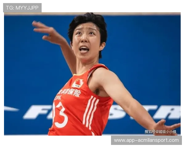 女排球员连续三球得分形成士气浪潮