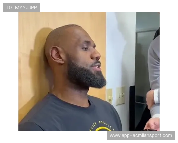 詹姆斯在麦迪逊广场花园轰下52分三双,湖人加时赛险胜尼克斯 詹姆斯在麦迪逊广场花园轰下52分三双,湖人加时赛险胜尼克斯